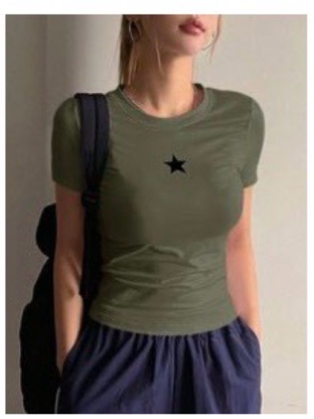 Olive Star Graphic Slim Fit Women's Tee